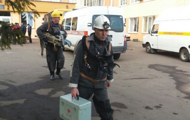 Львовский облсовет выделил по 100 тыс. гривен семьям погибших горняков шахты "Степная"