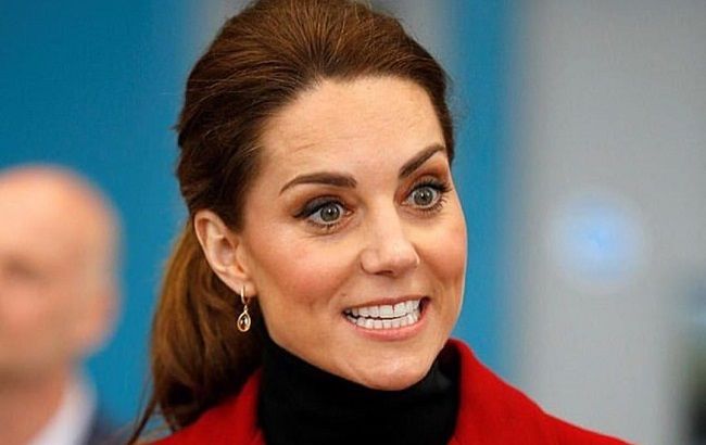 Кейт Міддлтон підловили за "доношуванням" суконь (фотофакт)