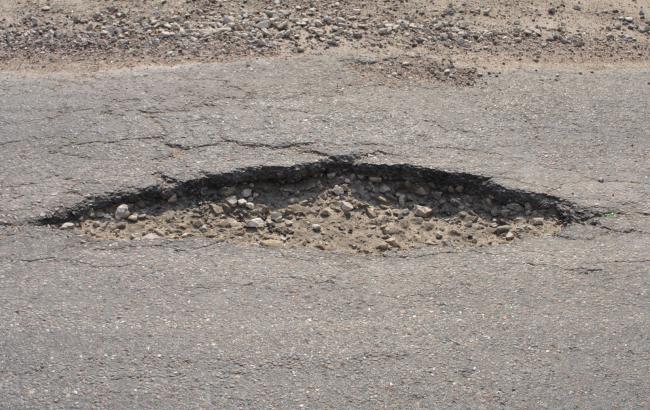 В Одеській області 86% доріг знаходяться в пошкодженому стані