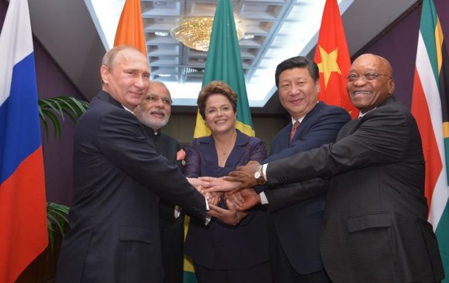 Страны БРИКС учредили аналог МВФ с объемом 100 млрд долл