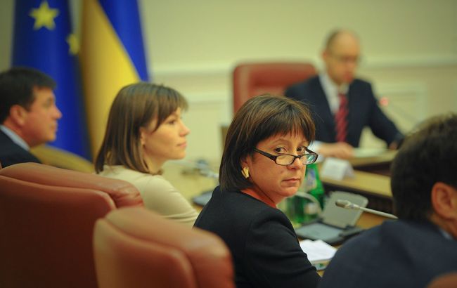 Украина выполняет обязательства по программам МВФ, - Яресько