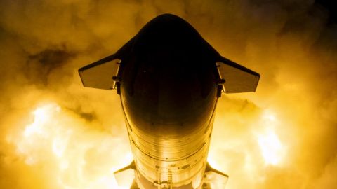 SpaceX готовится к новому полету сверхтяжелой ракеты Starship, Маск назвал сроки