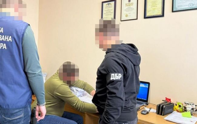 Присвоил 2,3 млн гривен выплат пропавших без вести воинов. Разоблачен бухгалтер