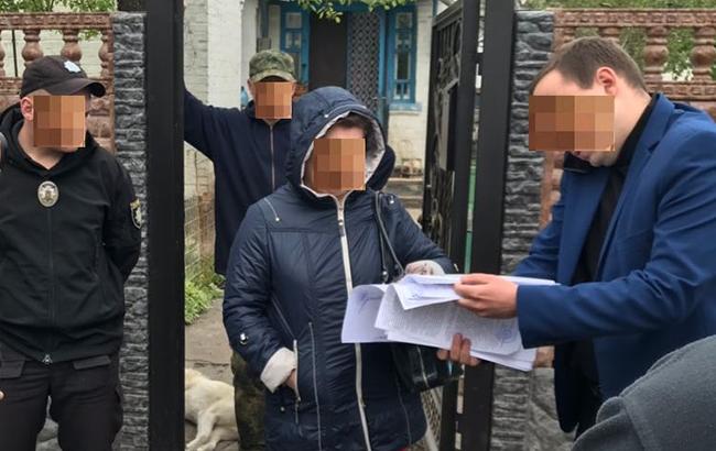 Правоохранители задержали руководителя "военторга" за растрату более 1 млн гривен