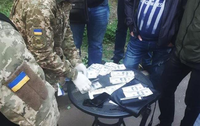 В Днепропетровской области попался на взятке следователь полиции