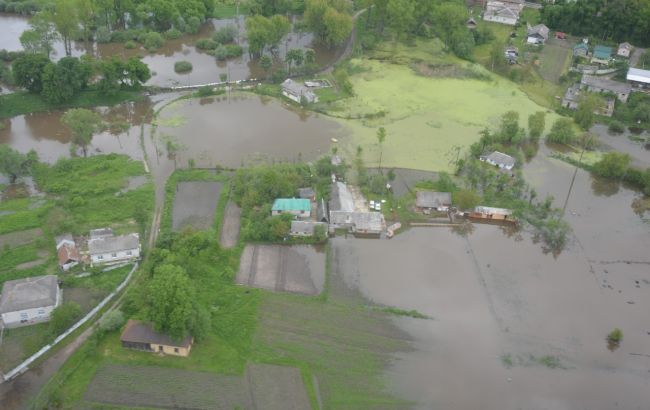 На западе Украины объявили угрозу затопления дорог