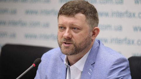 В изменениях в Конституцию нет особых статусов ни для одного региона, - нардеп