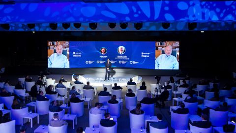 Джозеф Стиглиц: "Индустриализация, рост уровня образования, развитие предпринимательства - пути реального экономического развития"