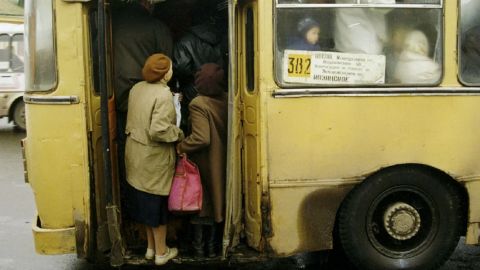 З'явилися правдиві фото пенсіонерів в СРСР: тотальні злидні і порожнеча в очах