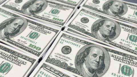 Міжбанк закрився значним зниженням курсу долара