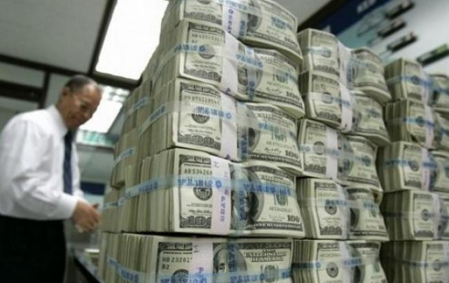 Курс долара на міжбанку о 10:21 у продажу виріс на 40 копійок - до 30,30 грн/дол., - "Інтербізнесконсалтинг"