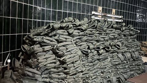 Дніпро надав чергову допомогу: бронежилети, медикаменти та гуманітарку для переселенців