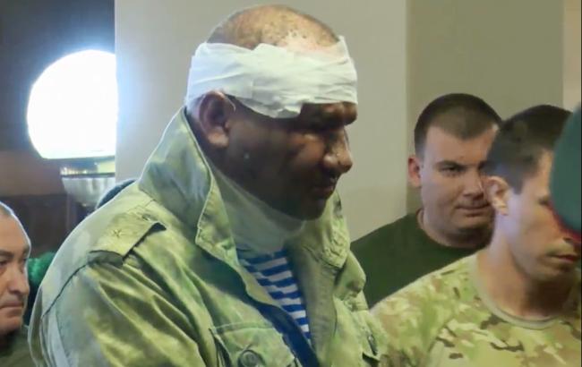 Постраждалий від вибуху у "Сепарі" терорист Тимофєєв з'явився на похоронах Захарченка