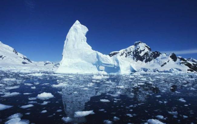 В Антарктиді знайшли приховані мертві озера