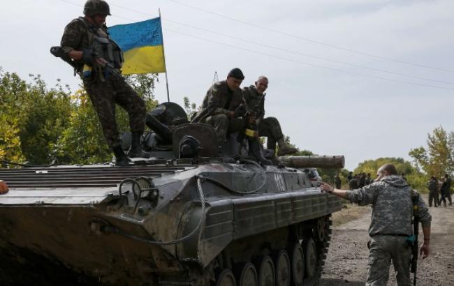 На Донбассе за сутки погибли 3 бойца АТО, - штаб
