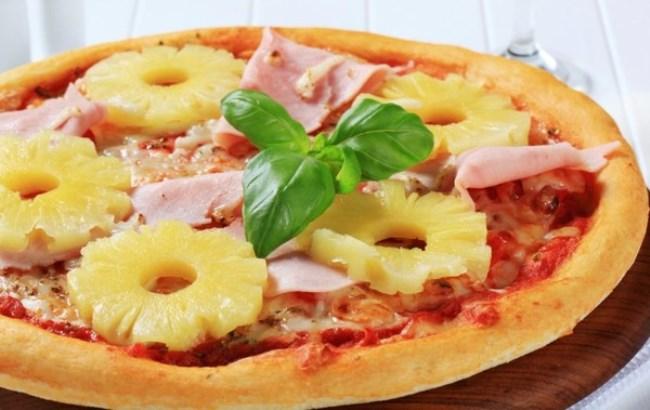 Президент Исландии заявил, что необходимо запретить пиццу с ананасами