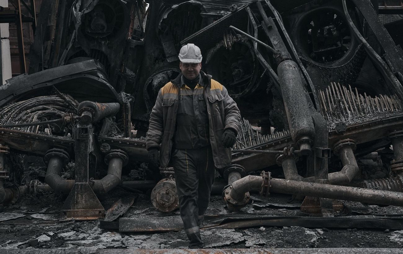 Фото, що повертають світло: Ліберови і ДТЕК відкривають виставку в центрі Києва