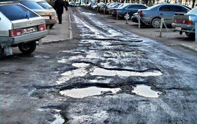 В "Киевавтодоре" рассказали о ситуации с ремонтом дорог в столице