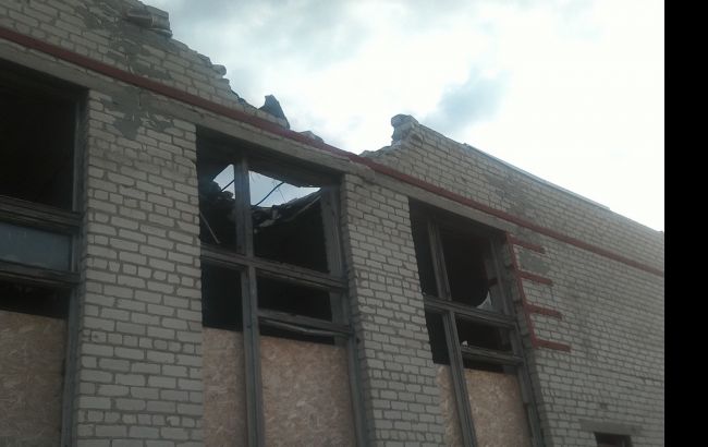 Боевики обстреляли жилые районы Троицкого