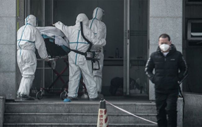 Китай признал "недостатки и недочеты" в борьбе с коронавирусом