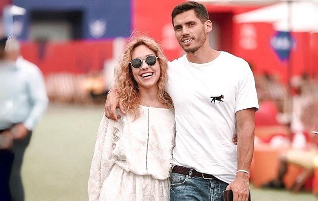 "Ти неймовірна": Холостяк 9 зачарував романтикою з коханою в Парижі (відео)