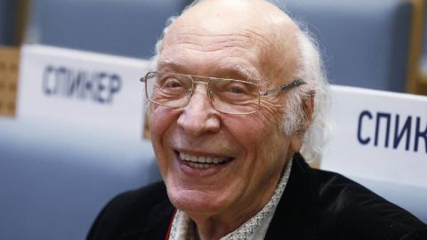 Помер диктор Балашов, який повідомив про політ Гагаріна в космос: як звучав його голос (відео)