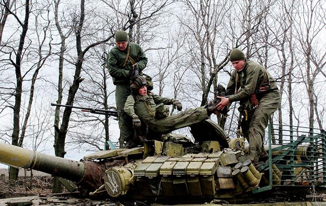 В зоні АТО за добу поранено двох українських військових