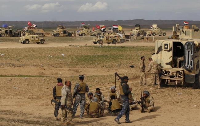 Наступление на Мосул: войска Ирака начали штурм аэропорта и военного лагеря