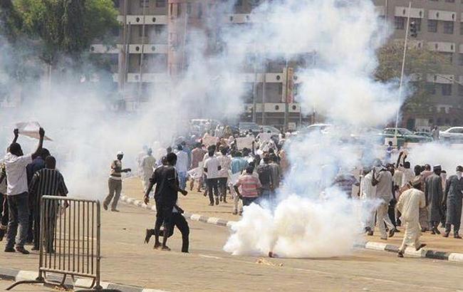В Нигерии во время акции протеста силовики убили больше 40 человек