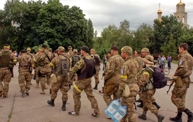 Жители западных областей Украины массово уклоняются от мобилизации, - советник Президента