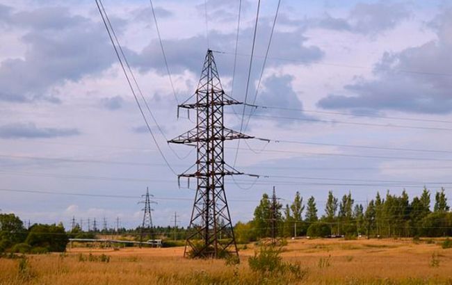 У Херсонській області пошкодили кілька електроопор