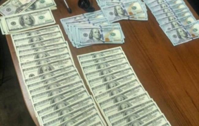 НАБУ нашло у киевской судьи более 8 тыс. долларов