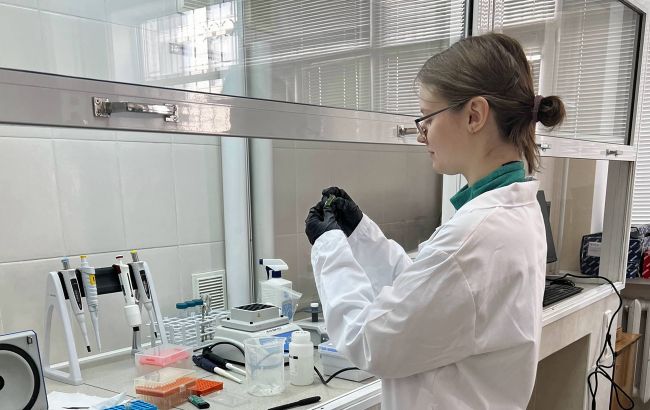 Антарктика рядом: в Украине заработала первая лаборатория полярной биологии