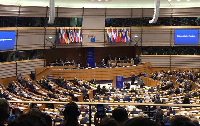 Венгрия оспорит решение Европарламента о санкциях