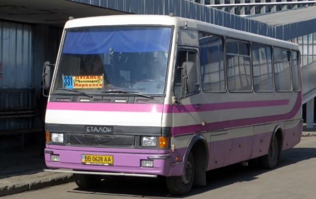 Бойовики в Луганській області вимагають 20% прибутку в автобусних перевізників, - РНБО