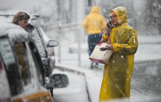 Погода на завтра: на більшій частині України мокрий сніг з дощем, температура від -1 до +12