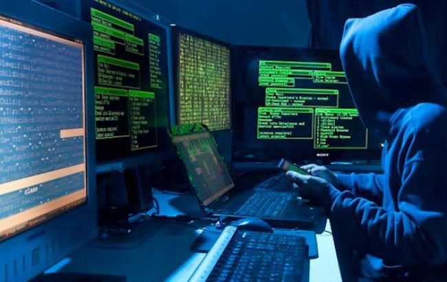 Німеччина підозрює хакера з РФ у зломі мережі парламенту і видала ордер на арешт