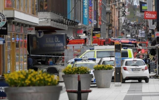 Теракт в Стокгольмі: у вантажівці виявили вибухівку