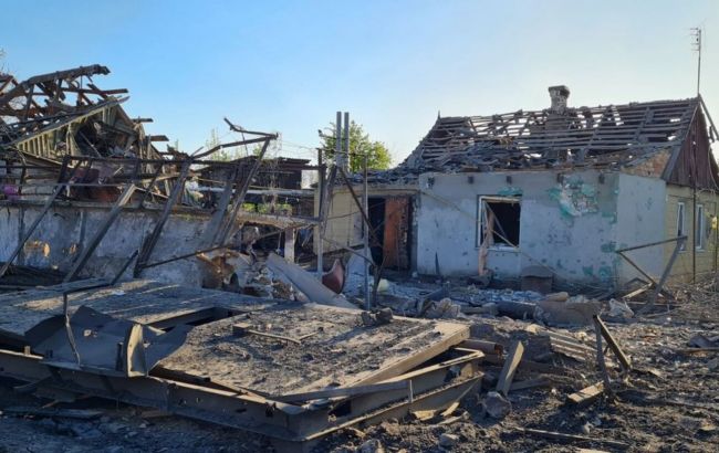 Окупанти завдали 18 ракетних ударів по селищу на Запоріжжі: загинула людина