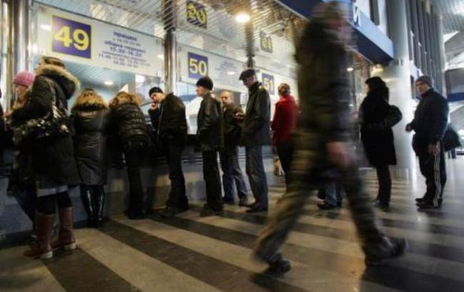 "Укрзализныця" приостановит онлайн-продажу билетов