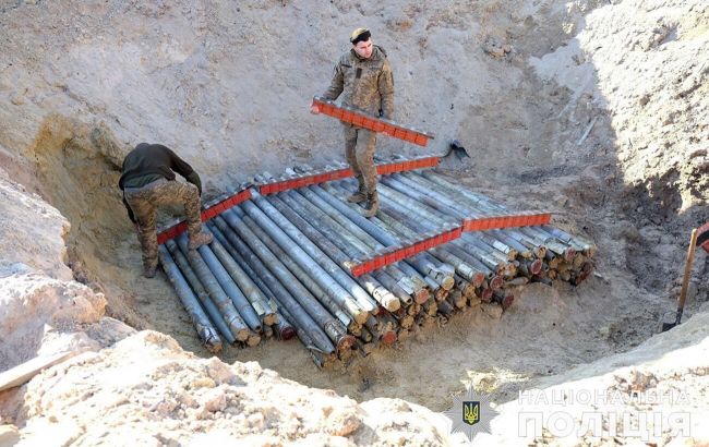 Одна з наймасштабніших ліквідацій. В Донецькій області поліція знищила снаряди до "Градів"