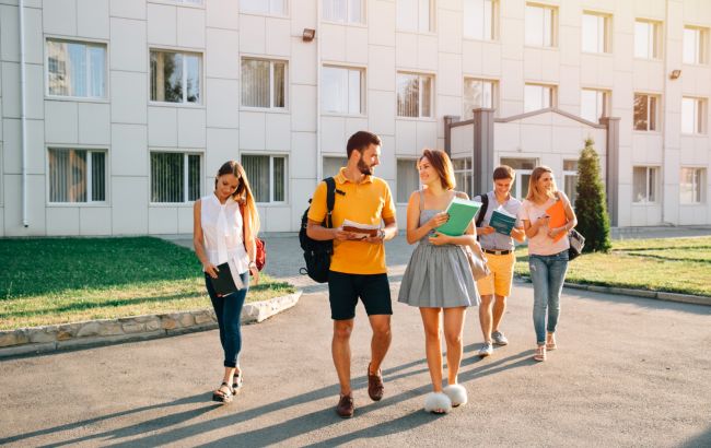 Найкращі виші 2025: кого визнали лідерами освіти у кожному регіоні України