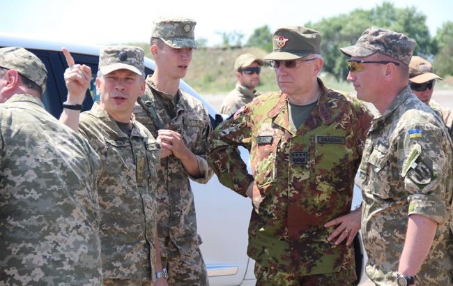 Зону проведения ООС посетила делегация ЕС