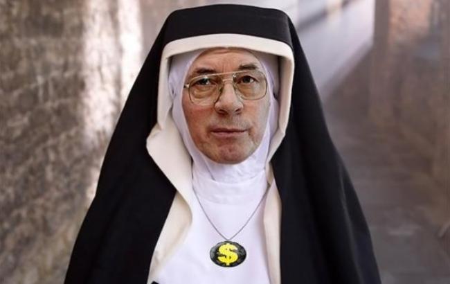 ЕС отменил санкции против Азарова и Ко: что говорят соцсети