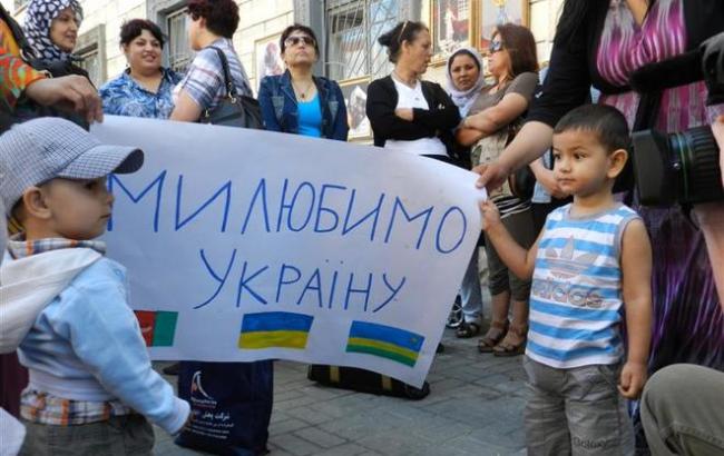 В Минсоцполитики назвали число зарегистрированных переселенцев из Крыма и Донбасса