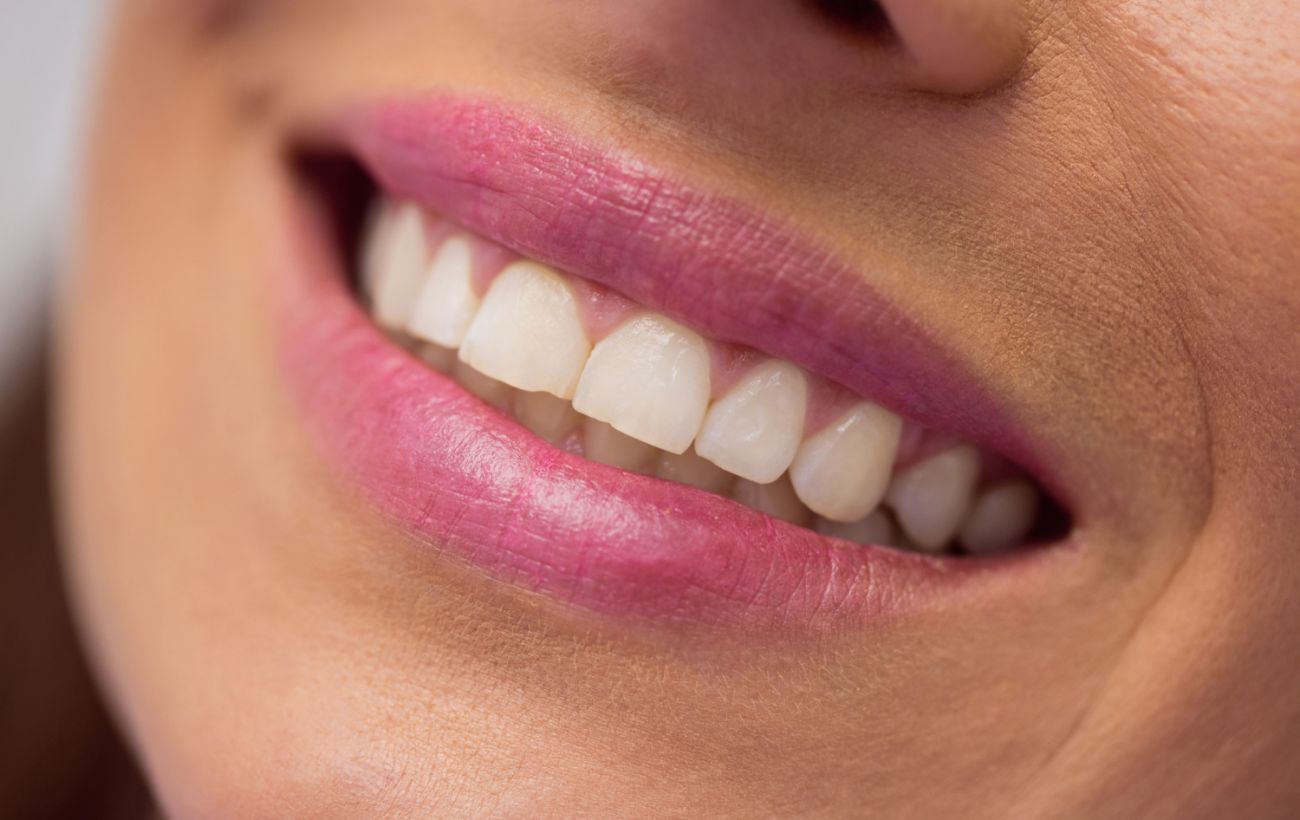 Ось що потрібно робити після кожного прийому їжі, щоб зуби були здоровими