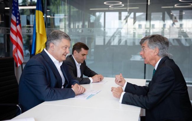 Порошенко закликав провести позачергове засідання Радбезу ООН щодо моряків