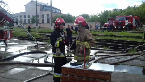 Во Львове ликвидировали пожар в локомотивном депо