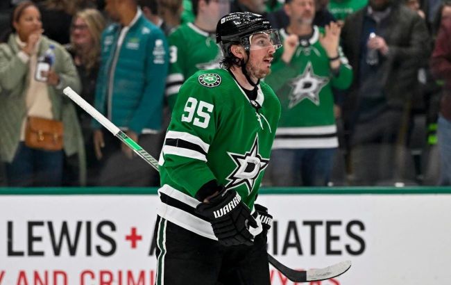Форвард "Далласа" с дублем и ассистом стал главной звездой вечера НХЛ: видео