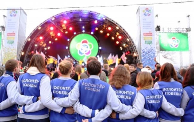 Подозреваемой в госизмене главе пророссийского движения "Волонтеры победы" продлили арест